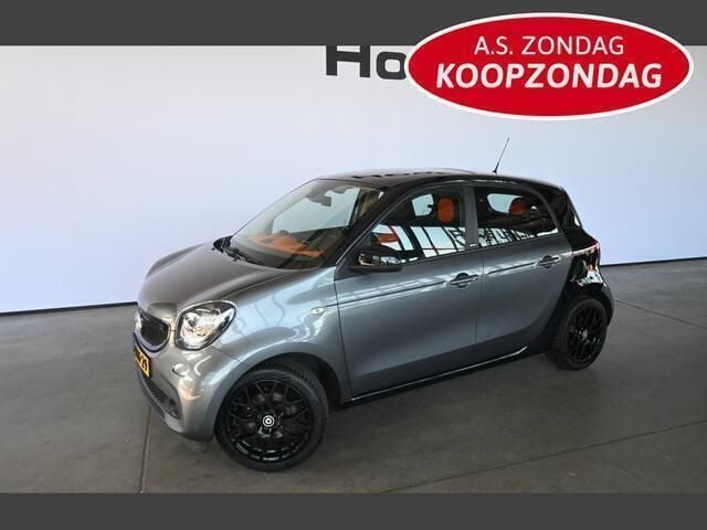 Grijs Gebruikt 2015 Smart ForFour Passion Hatchback | € 7.440 (Eerlijke prijs) - Afbeelding 1/4