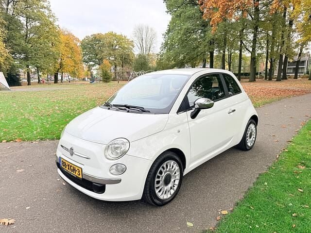Wit Gebruikt 2012 Fiat 500 Pop Hatchback | € 2.950 (Goede deal) - Afbeelding 1/4