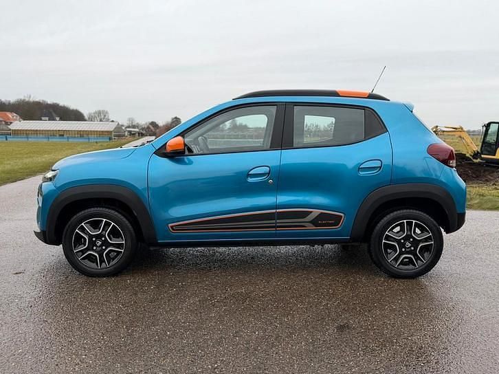 Occasion Dacia Spring Comfort Plus 47 kW (65 PK) 2022 Blauw Hatchback