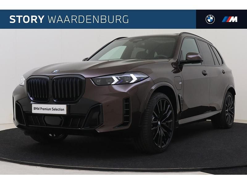 Bruin Gebruikt 2025 BMW X5 Executive SUV | € 132.950 - Afbeelding 1/4