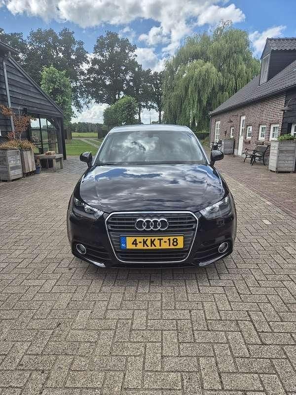 Zwart Gebruikt 2012 Audi A1 Sportback Hatchback | € 8.300 (Eerlijke prijs) - Afbeelding 1/4