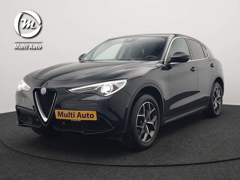 Zwart Gebruikt 2018 Alfa Romeo Stelvio Business SUV | € 27.230 (Super prijs) - Afbeelding 1/4