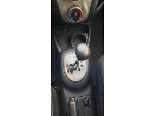 Occasion Toyota Yaris Sol 87 PK (63 kW) 2006 Grijs Hatchback