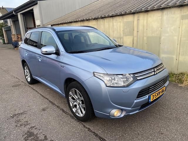 Occasion Mitsubishi Outlander P-HEV Intense+ 2013 Blauw SUV