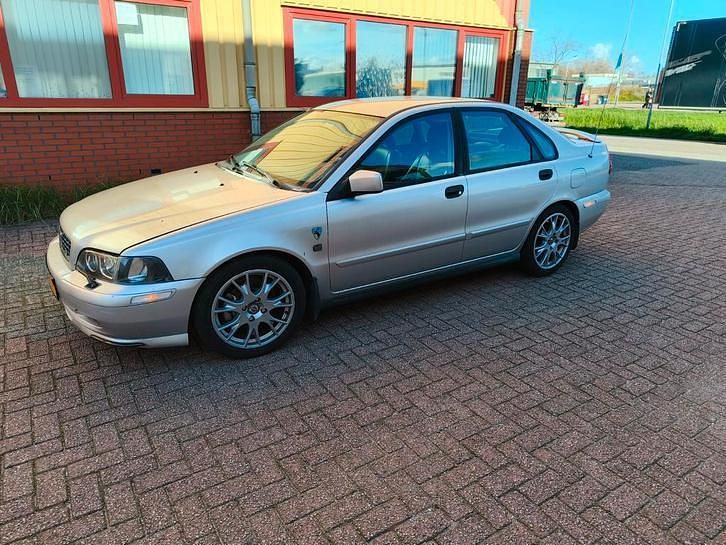 Gebruikt 2005 Volvo S40 Sedan | € 1.650 (Super prijs) - Afbeelding 1/4
