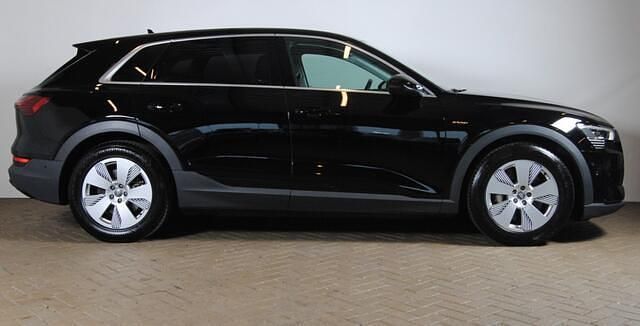 Occasion Audi e-tron Comfort 230 kW (313 PK) 2020 Zwart (metallic) SUV