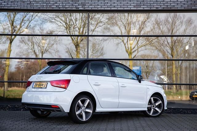 Occasion Audi A1 Sportback S-Line 97 PK (71 kW) 2018 Wit Hatchback