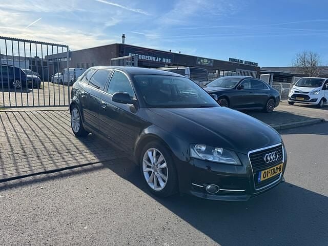 Occasion Audi A3 Sportback 105 PK (77 kW) 2012 Zwart Hatchback