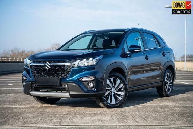 Blauw Gebruikt 2024 Suzuki SX4 S-Cross Style SUV | € 31.845 (Eerlijke prijs) - Afbeelding 1/4