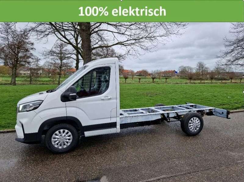Wit Nieuw 2024 Maxus eDeliver 9 Van | € 49.900 - Afbeelding 1/4