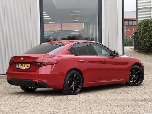 Occasion Alfa Romeo Giulia Sprint 202 PK (148 kW) 2022 Rood Sedan