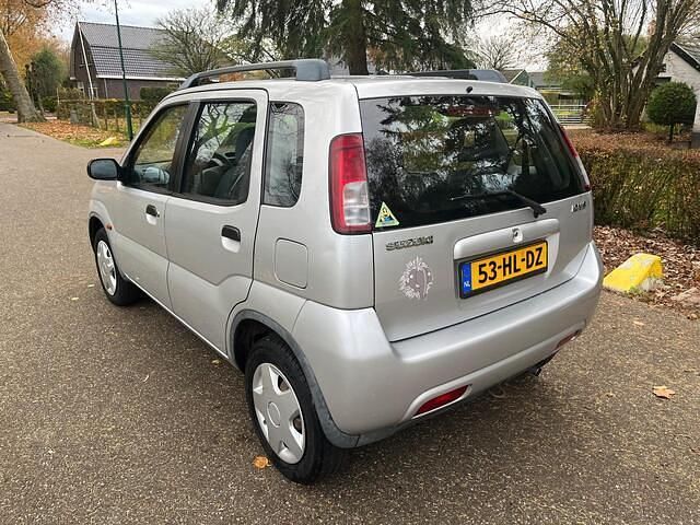 Occasion Suzuki Ignis GL 83 PK (61 kW) 2001 Grijs (metallic) Hatchback