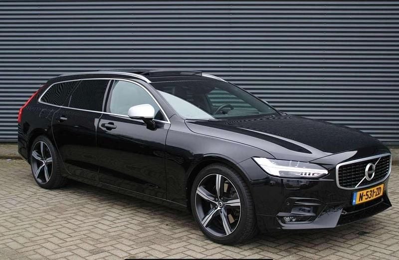 Zwart Gebruikt 2018 Volvo V90 R-Design Stationwagen | € 29.995 (Eerlijke prijs) - Afbeelding 1/4