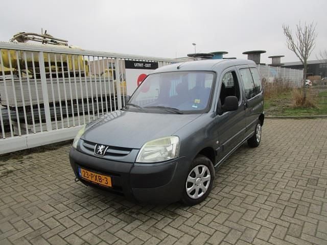 Grijs Gebruikt 2005 Peugeot Partner MPV | € 1.450 (Goede deal) - Afbeelding 1/4