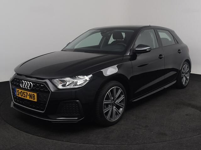 Zwart Gebruikt 2023 Audi A1 Advanced Hatchback | € 23.400 (Eerlijke prijs) - Afbeelding 1/4