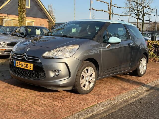 Occasion Citroën DS3 Chic 95 PK (69 kW) 2010 Grijs, metallic lak Hatchback