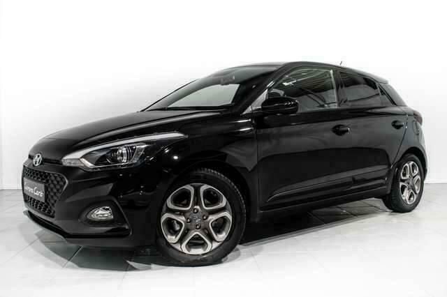 Occasion Hyundai i20 84 PK (61 kW) 2020 Zwart Sedan
