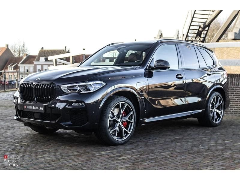 Zwart Gebruikt 2021 BMW X5 Executive SUV | € 67.995 (Duur) - Afbeelding 1/4