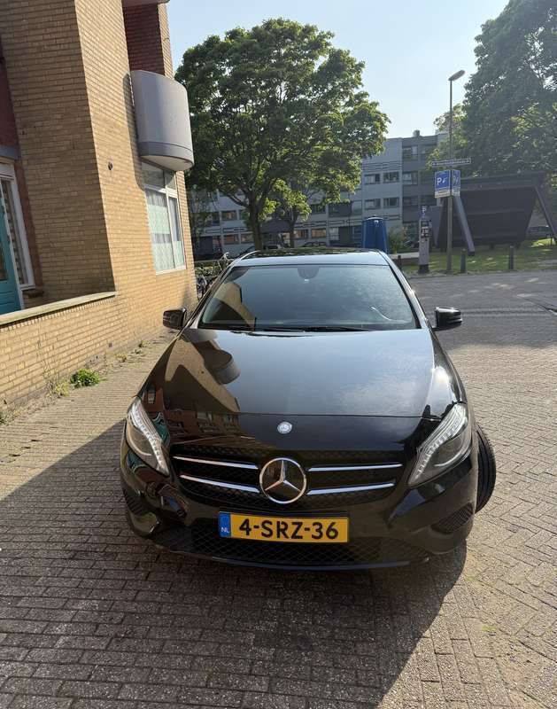 Zwart Gebruikt 2013 Mercedes A180 Stationwagen | € 9.795 (Eerlijke prijs) - Afbeelding 1/4