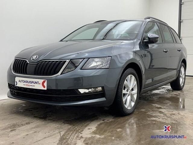 Grijs Occasion 2019 Skoda Octavia Ambition Stationwagen | € 17.900 (Eerlijke prijs) - Afbeelding 1/4