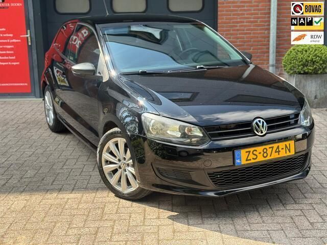 Zwart Gebruikt 2010 VW Polo Hatchback | € 4.150 (Eerlijke prijs) - Afbeelding 1/4