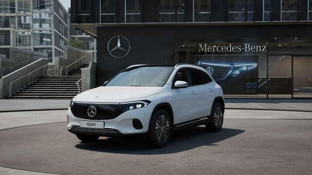 Wit Nieuw 2025 Mercedes EQA250+ Business SUV | € 47.100 (Super prijs) - Afbeelding 1/4