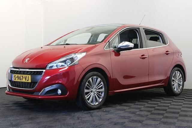 Rood Gebruikt 2016 Peugeot 208 Hatchback | € 4.999 (Goede deal) - Afbeelding 1/4