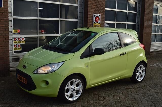 Groen Gebruikt 2011 Ford Ka Cool & Sound Edition Hatchback | € 2.800 (Eerlijke prijs) - Afbeelding 1/4