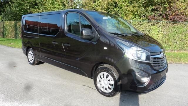 Occasion Opel Vivaro Cosmo 2016 Zwart MPV