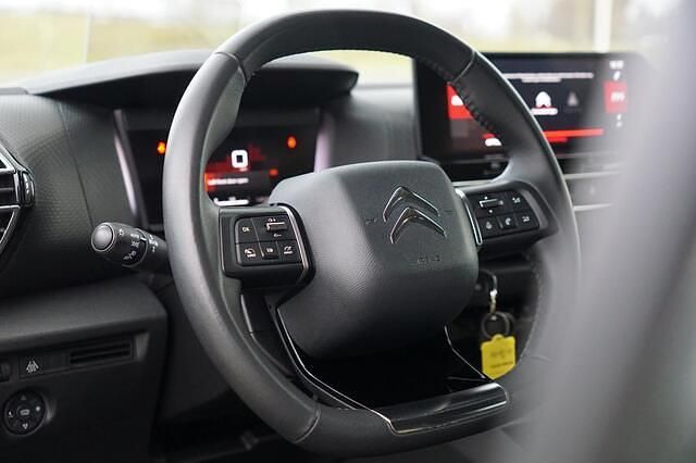 Occasion Citroën C4 Feel 131 PK (96 kW) 2021 Zwart SUV