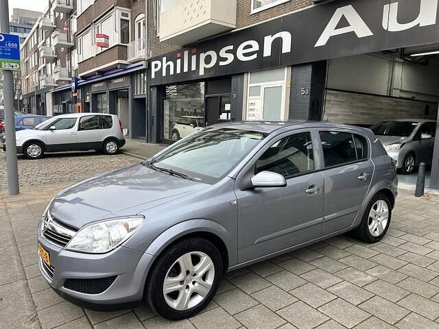 Occasion Opel Astra Executive 116 PK (85 kW) 2009 Grijs Hatchback