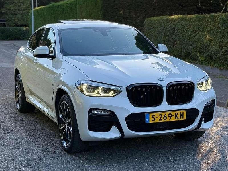 Wit Gebruikt 2018 BMW X4 M Sport SUV | € 37.750 (Iets duurder) - Afbeelding 1/4