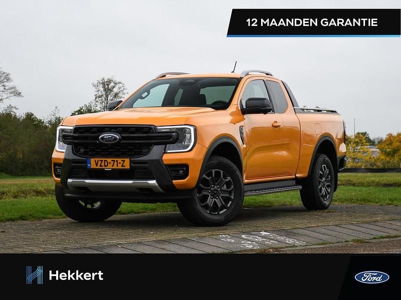 Oranje Occasion 2023 Ford Ranger Wildtrack Pickup | € 42.950 - Afbeelding 1/4