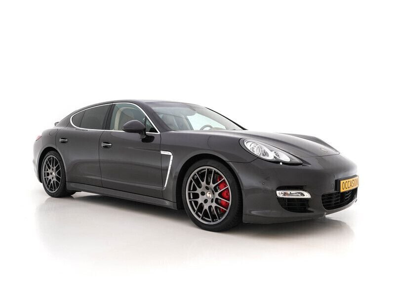 Carbon gray metallic (bruin metallic) Gebruikt 2011 Porsche Panamera Turbo Sport Sedan | € 28.445 - Afbeelding 1/4