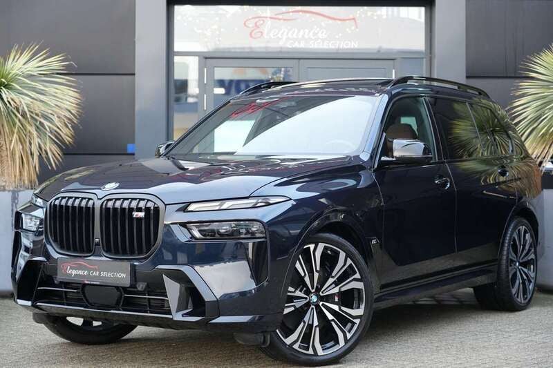 Zwart, metallic lak Gebruikt 2023 BMW X7 M Sport SUV | € 139.950 (Eerlijke prijs) - Afbeelding 1/4
