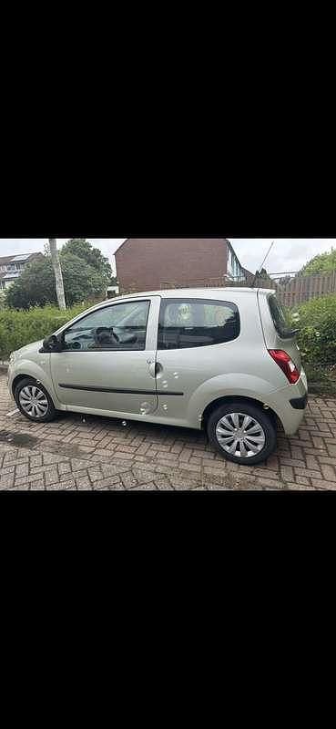 Geel Gebruikt 2008 Renault Twingo Authentique Hatchback | € 2.350 (Iets duurder) - Afbeelding 1/3