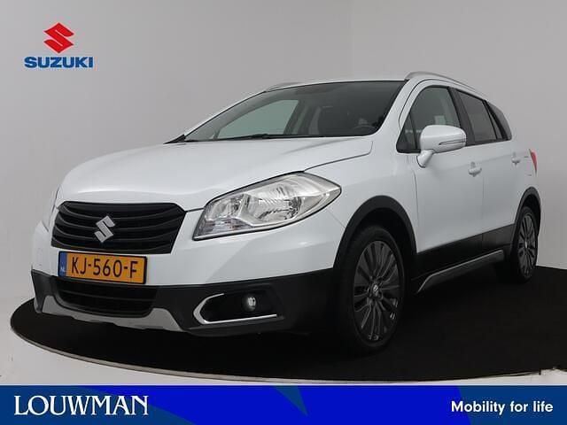 Wit Gebruikt 2016 Suzuki SX4 S-Cross Exclusive SUV | € 11.945 (Eerlijke prijs) - Afbeelding 1/4