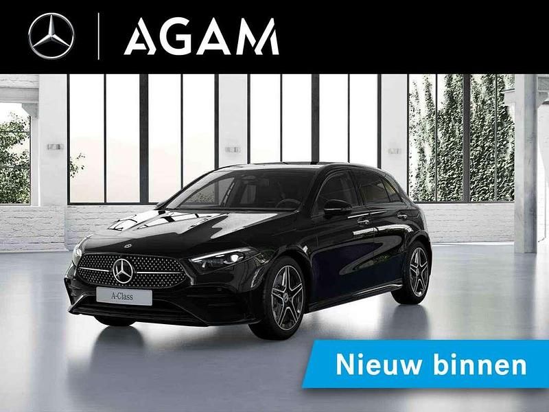 Zwart Nieuw 2025 Mercedes A250 Business Hatchback | € 48.500 (Eerlijke prijs) - Afbeelding 1/4