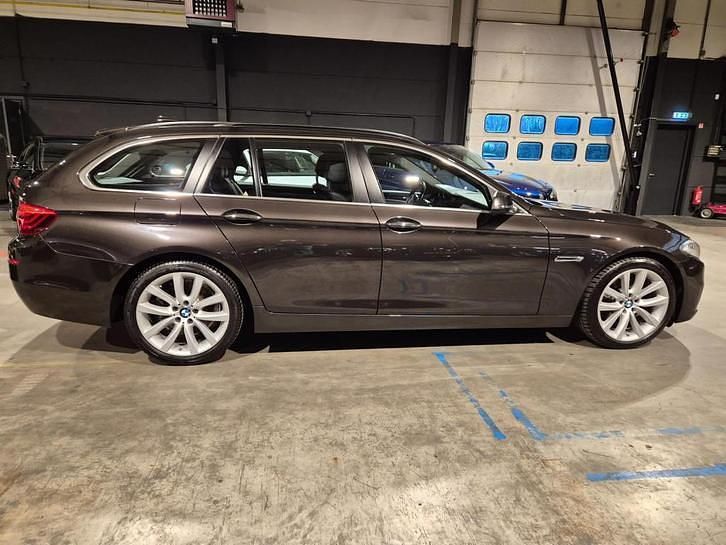 Occasion BMW 520 Luxury Line 191 PK (140 kW) 2017 Bruin (metallic) Stationwagen