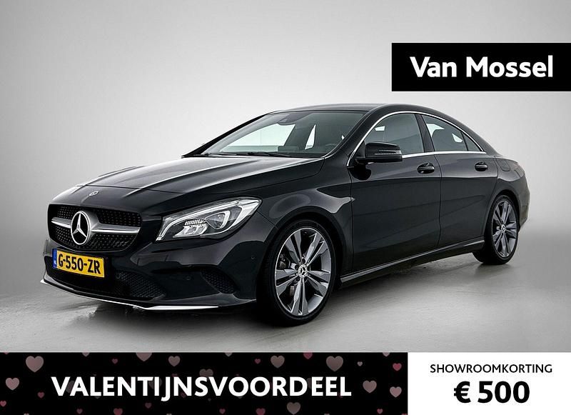 Zwart Occasion 2020 Mercedes CLA180 Prestige Sedan | € 21.940 (Goede deal) - Afbeelding 1/4
