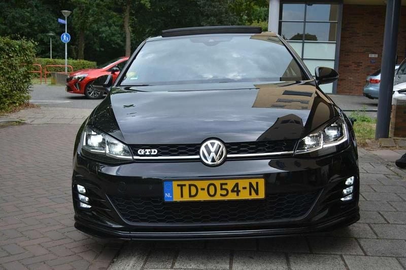 Zwart Gebruikt 2017 VW Golf VII GTD Stationwagen | € 20.000 (Duur) - Afbeelding 1/4
