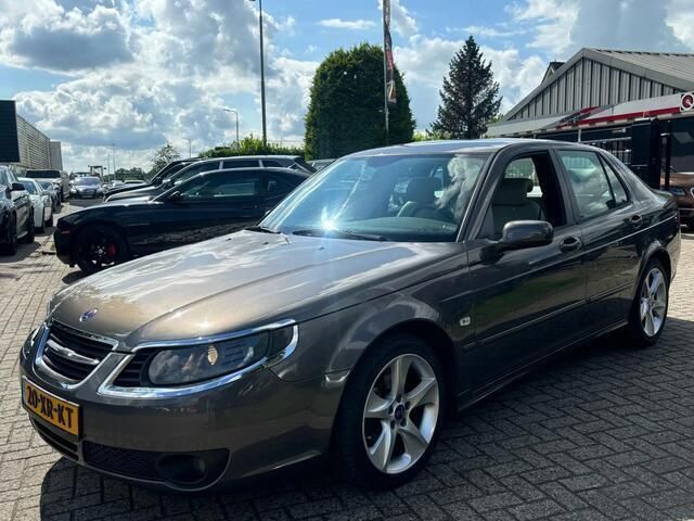 Grijs Gebruikt 2007 Saab 9-5 Sedan | € 3.950 (Eerlijke prijs) - Afbeelding 1/4
