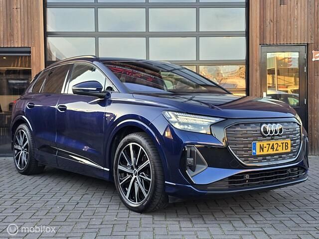 Occasion Audi Q4 e-tron S-Line 150 kW (204 PK) 2021 Blauw (metallic) SUV