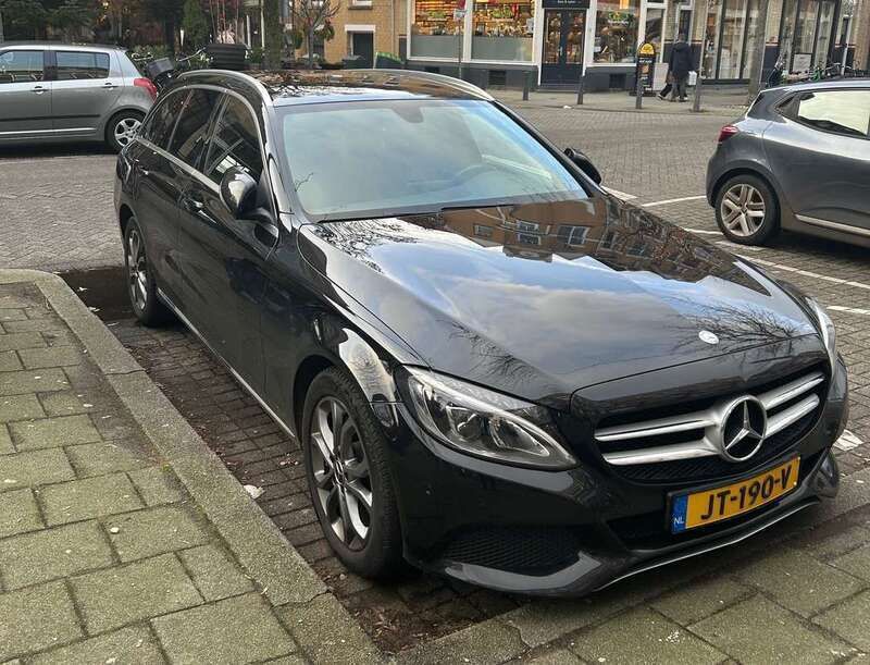 Zwart Gebruikt 2016 Mercedes C180 Edition Stationwagen | € 18.750 (Eerlijke prijs) - Afbeelding 1/4