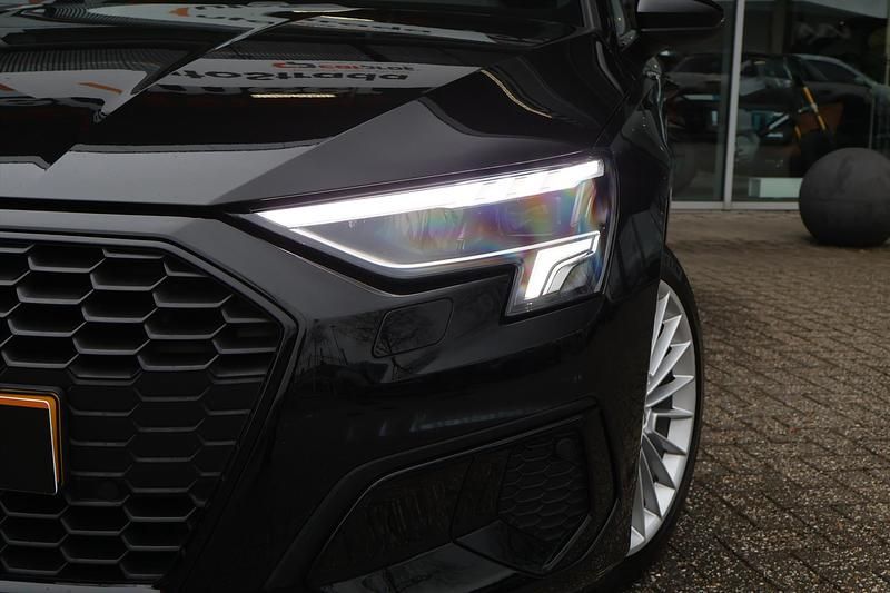 Occasion Audi A3 Sportback e-tron Business 110 PK (80 kW) 2022 Zwart Hatchback