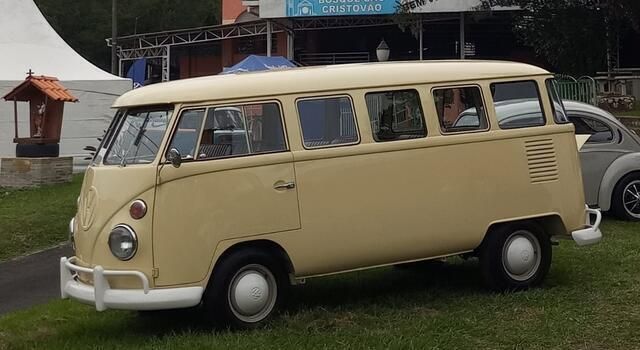 Beige Gebruikt 1974 VW T2 Van | € 35.000 - Afbeelding 1/4