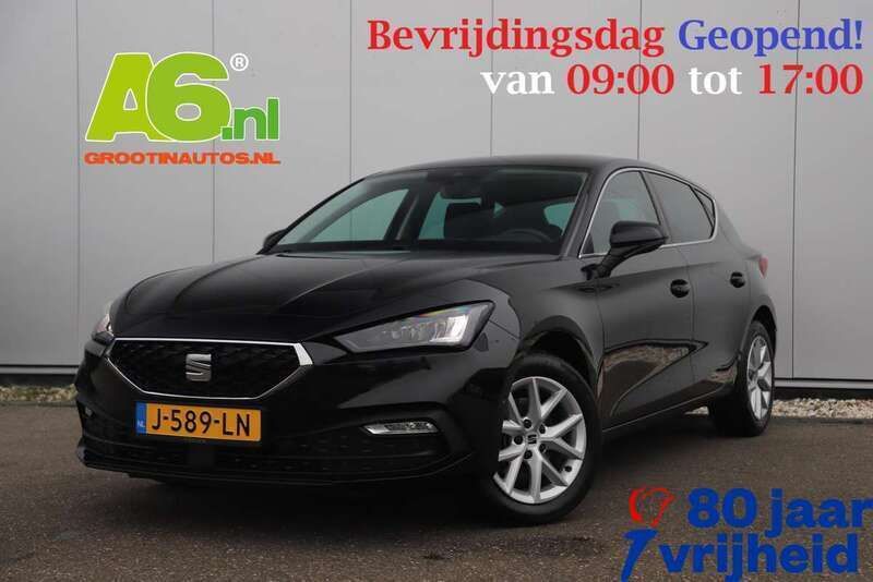 Zwart Gebruikt 2020 Seat Leon Style Hatchback | € 18.949 (Duur) - Afbeelding 1/4