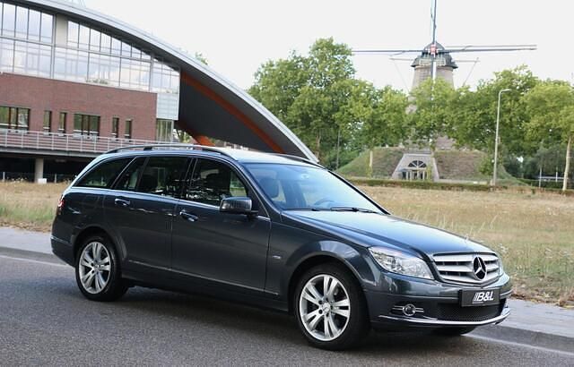 Grijs Gebruikt 2011 Mercedes C180 Avantgarde Stationwagen | € 14.850 (Duur) - Afbeelding 1/4