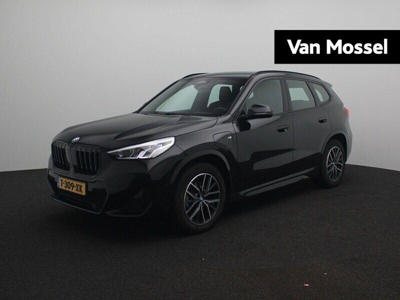 Zwart Gebruikt 2023 BMW X1 M Sport SUV | € 44.900 (Iets duurder) - Afbeelding 1/4