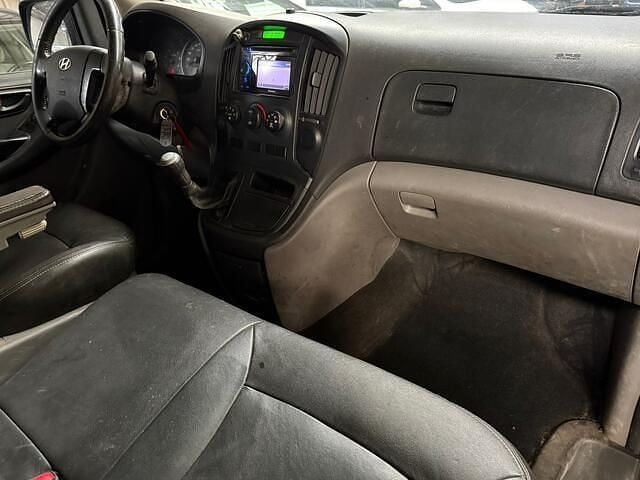 Occasion Hyundai H 300 Dynamiq 116 PK (85 kW) 2010 Zwart Van